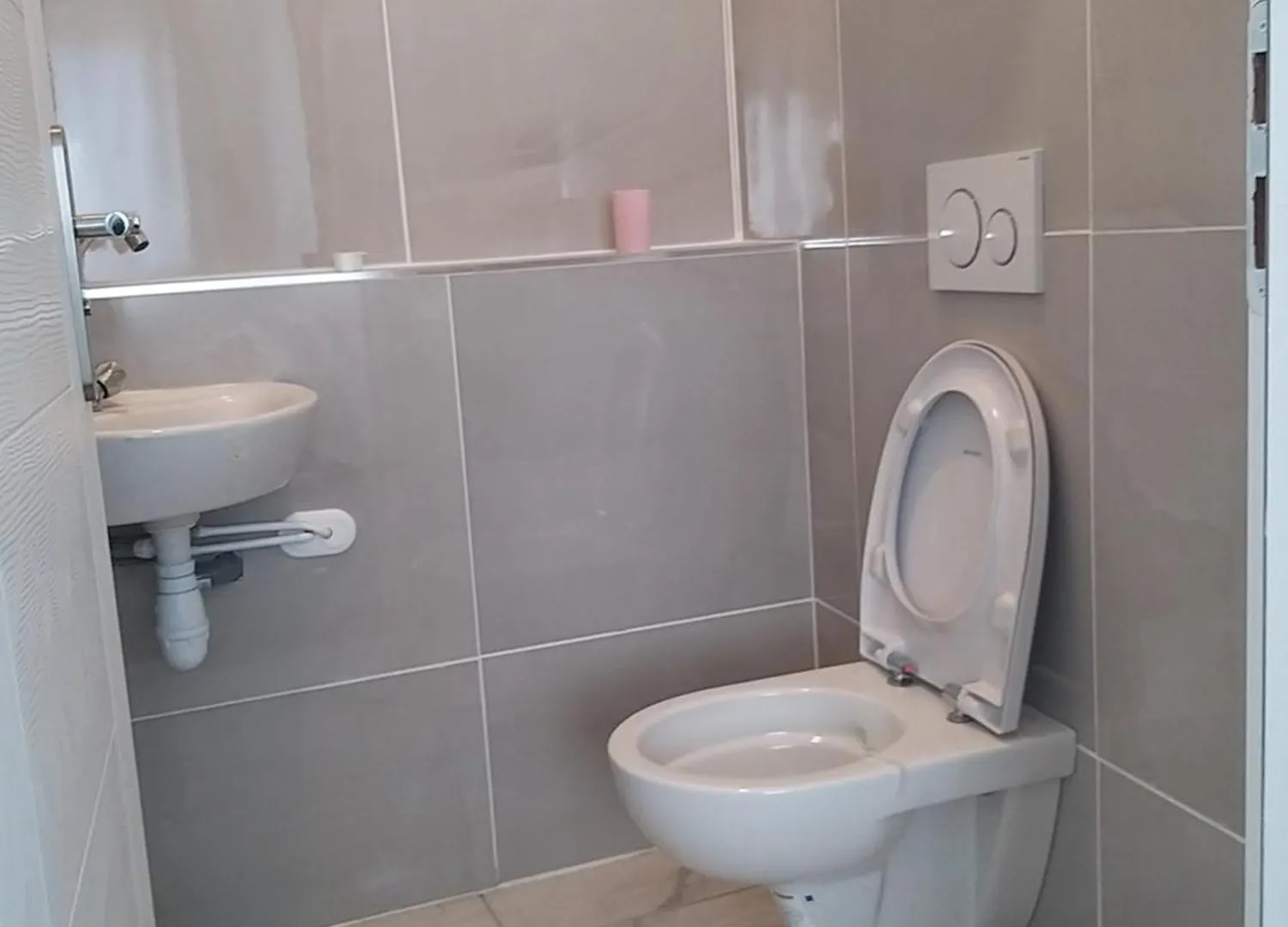 Appartement Prive Moderne Et Lumineux Oyonnax Apartment