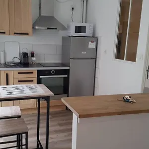 Agreable Lumineux Au Centre-ville Appartement